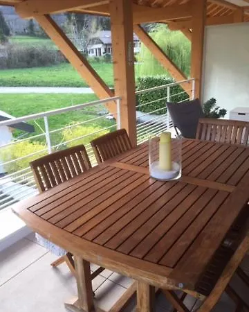 아파트 Cosy 두사르